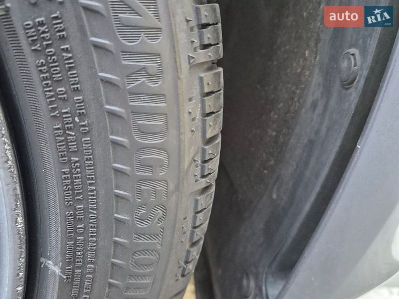 Седан Tesla Model 3 2019 в Киеве