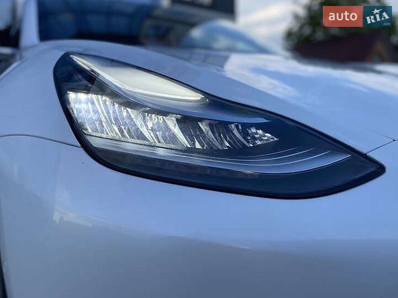 Седан Tesla Model 3 2020 в Житомире фото 12 Седан Tesla Model 3 2020 в Житомире