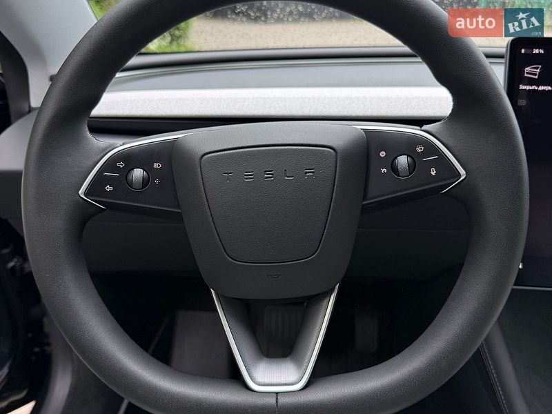 Седан Tesla Model 3 2025 в Житомирі
