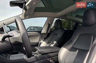 Седан Tesla Model 3 2020 в Ивано-Франковске