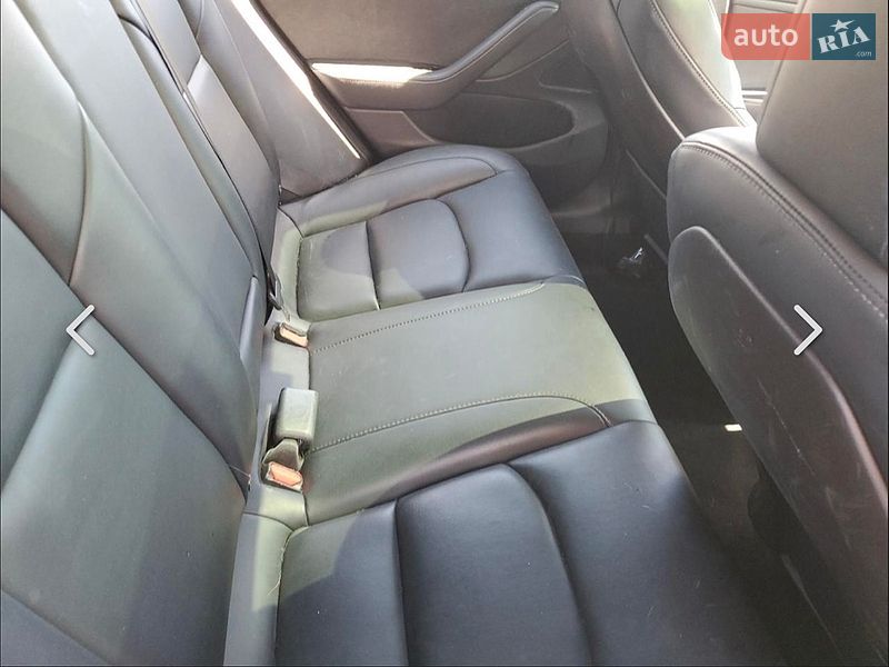 Седан Tesla Model 3 2019 в Луцьку