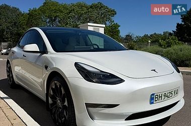 Седан Tesla Model 3 2022 в Одесі