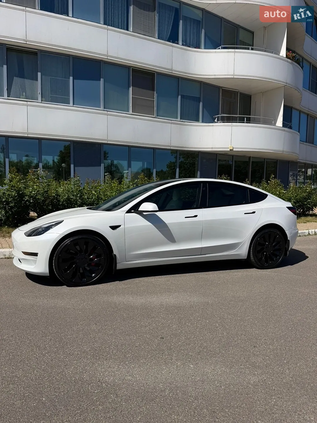 2022 Tesla Model 3 - мініатюра 9