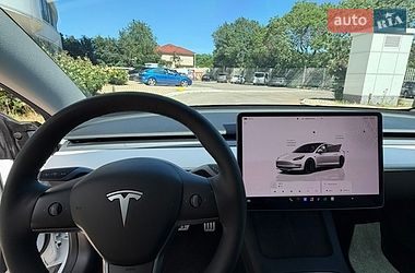 Седан Tesla Model 3 2022 в Одессе