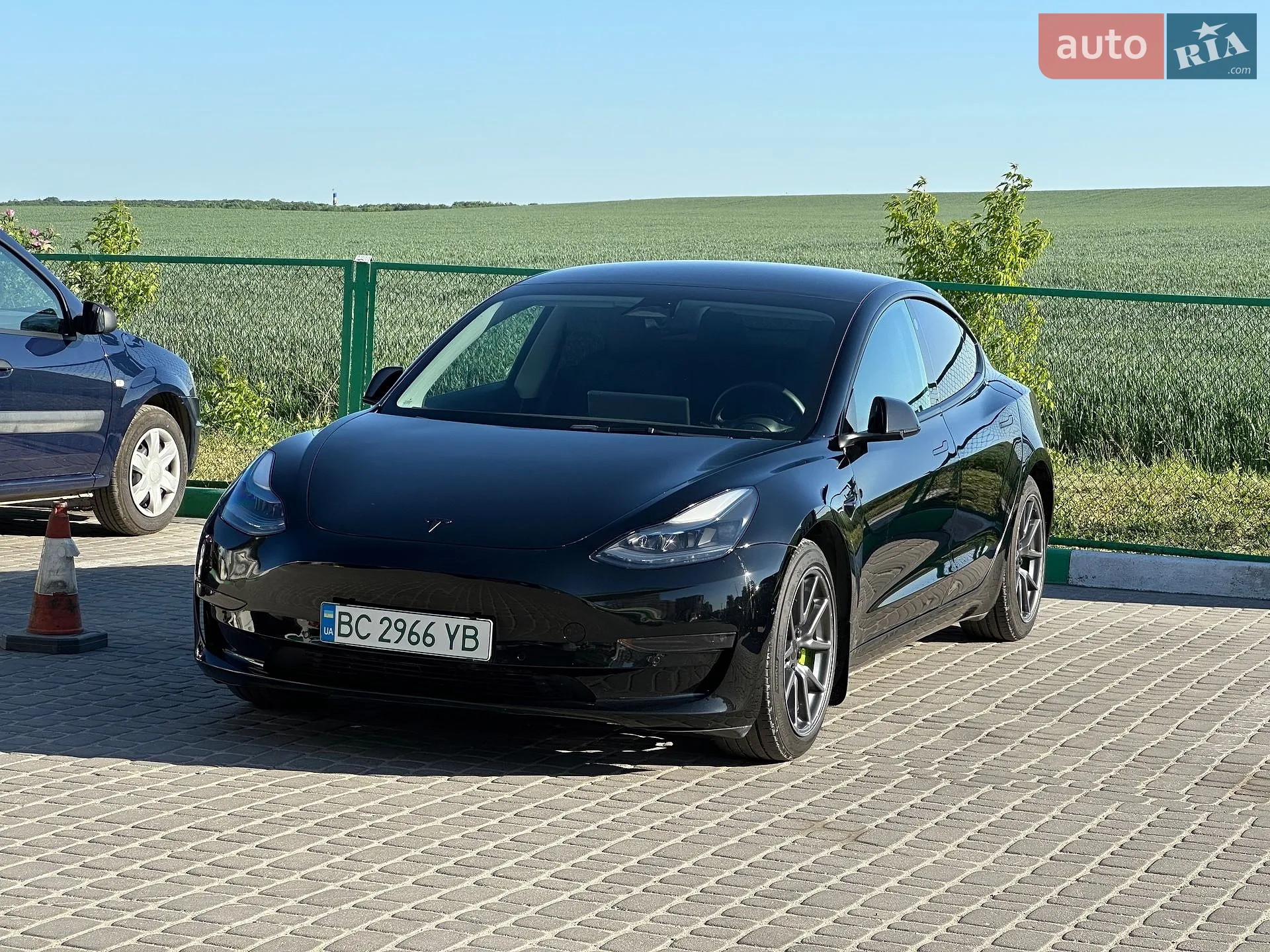 2022 Tesla Model 3 - мініатюра 4