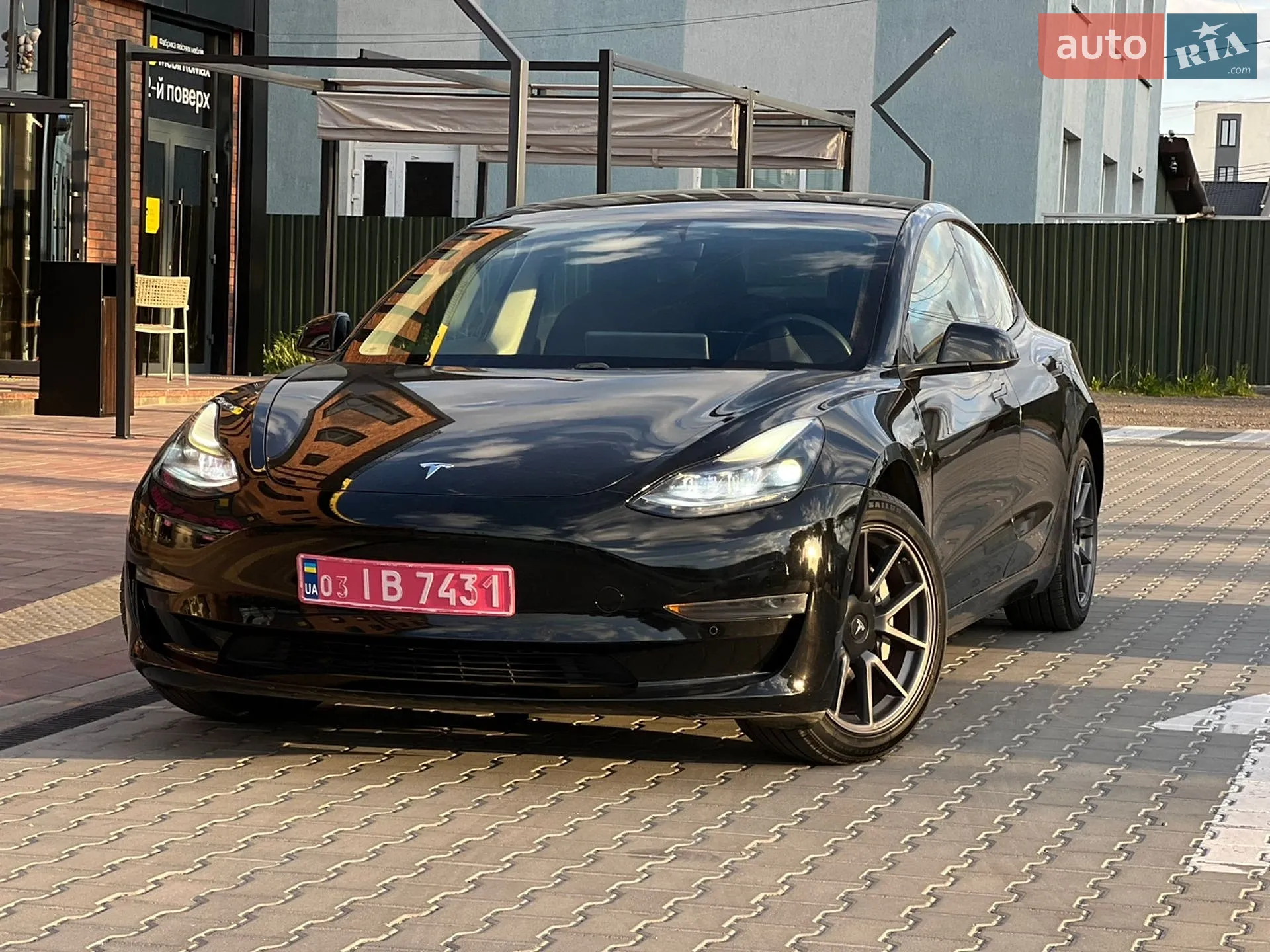 2021 Tesla Model 3 - фото 1