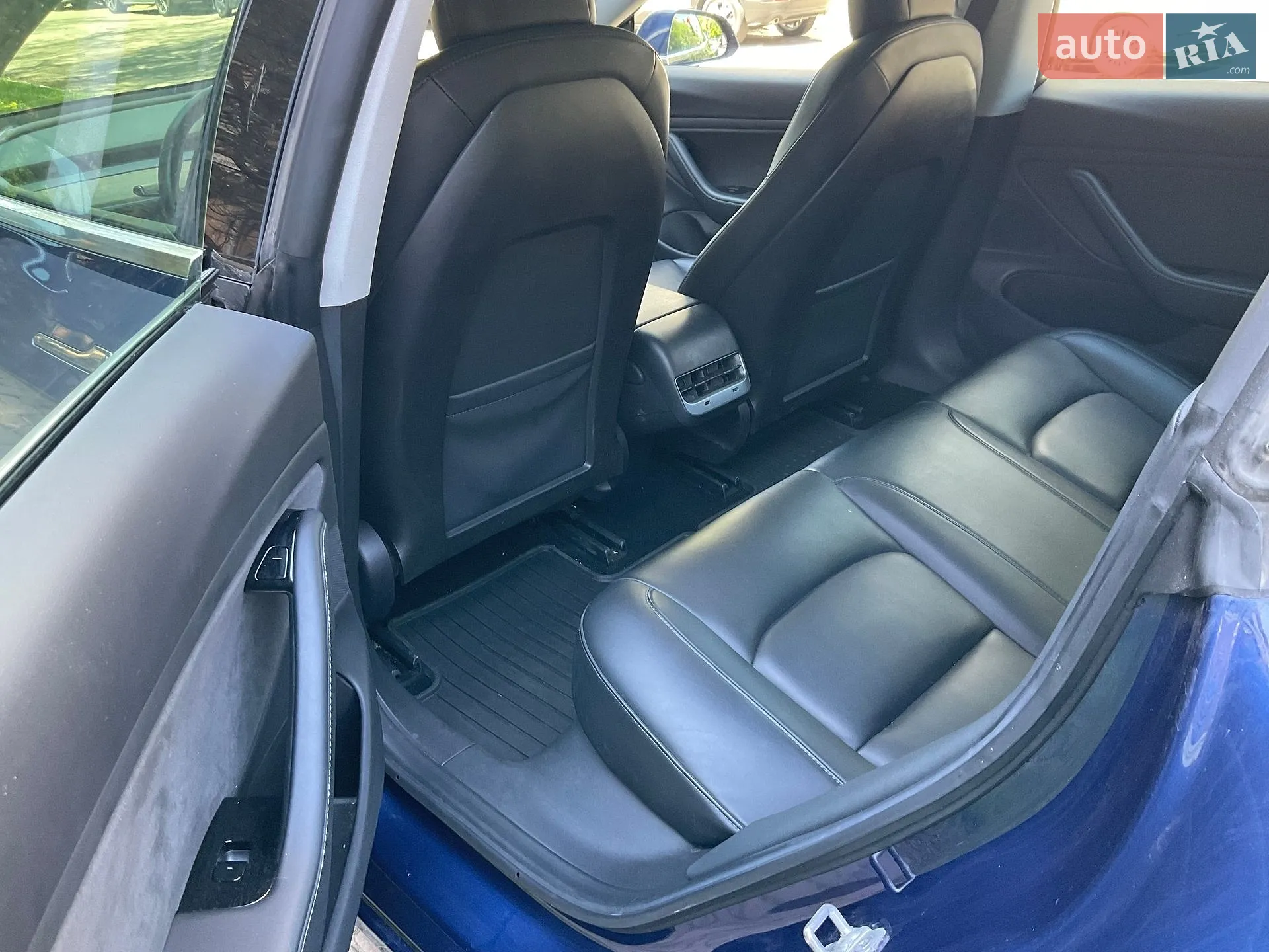 2019 Tesla Model 3 - мініатюра 11