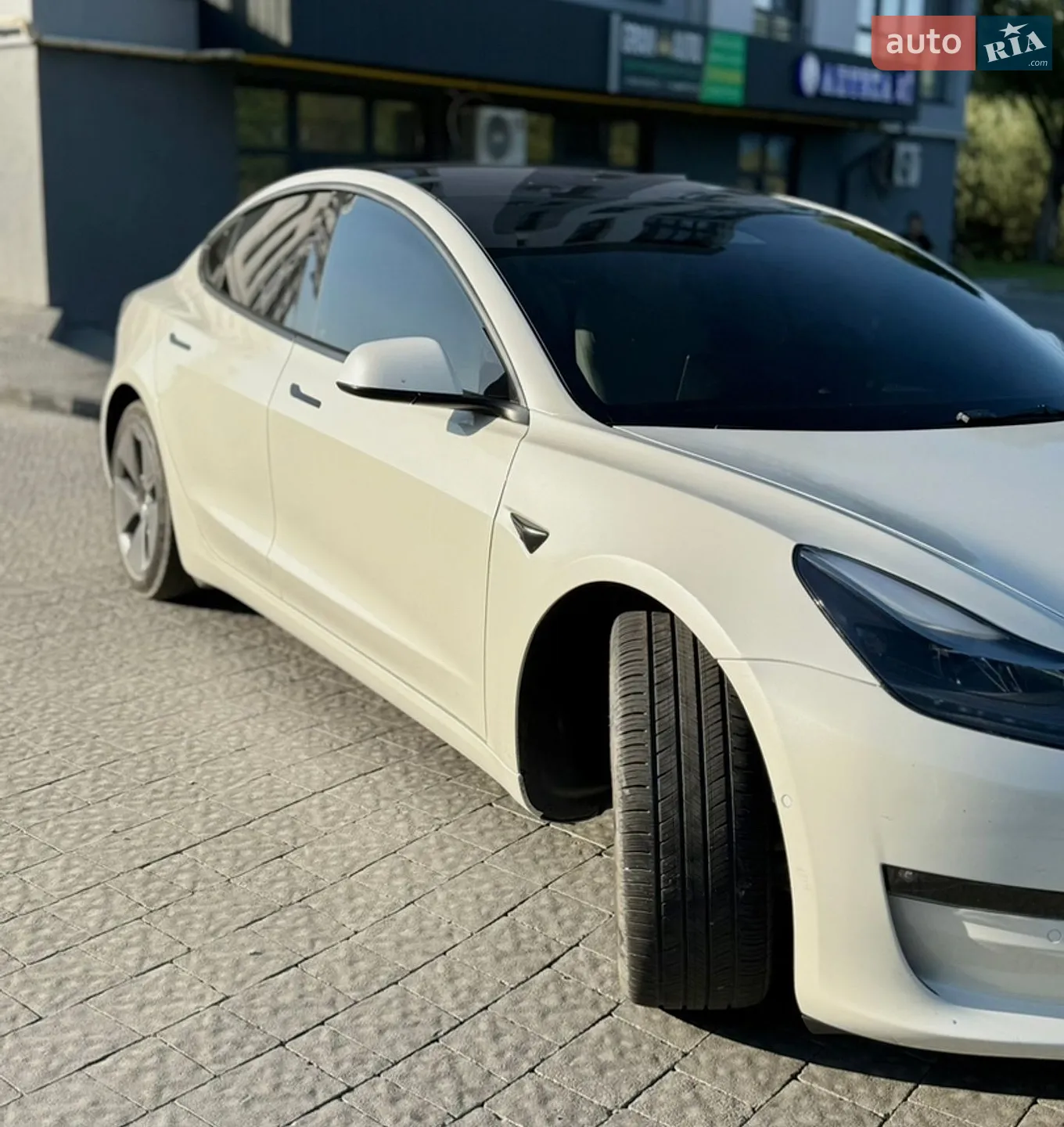 2022 Tesla Model 3 - мініатюра 5