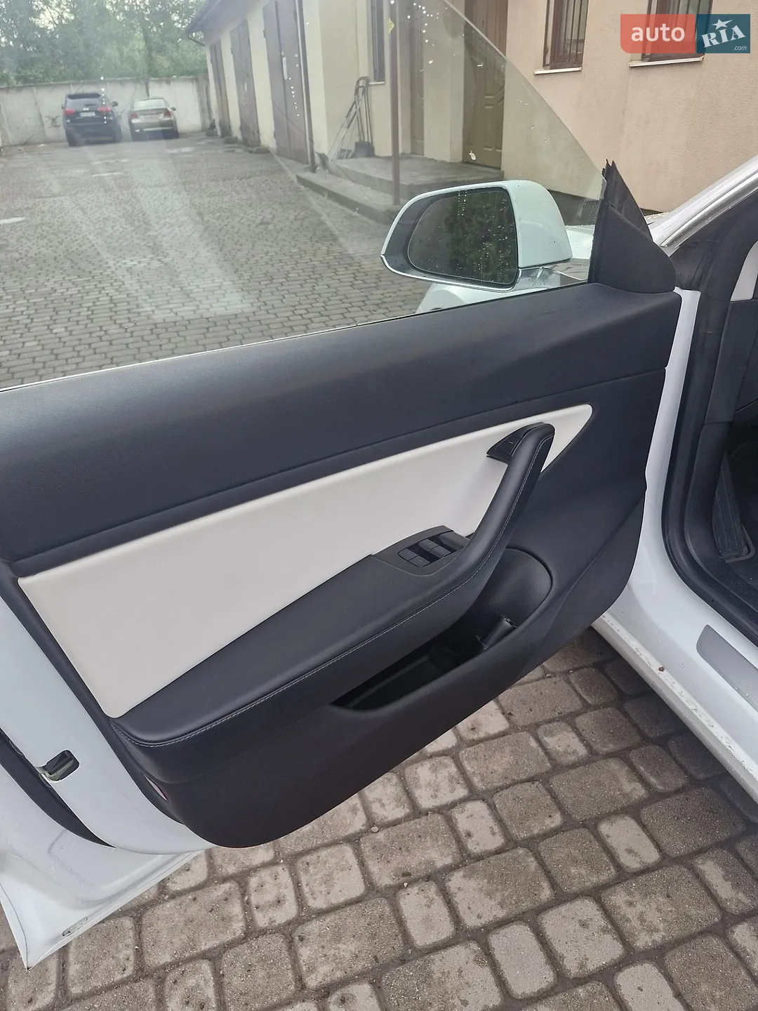 2018 Tesla Model 3 - мініатюра 16