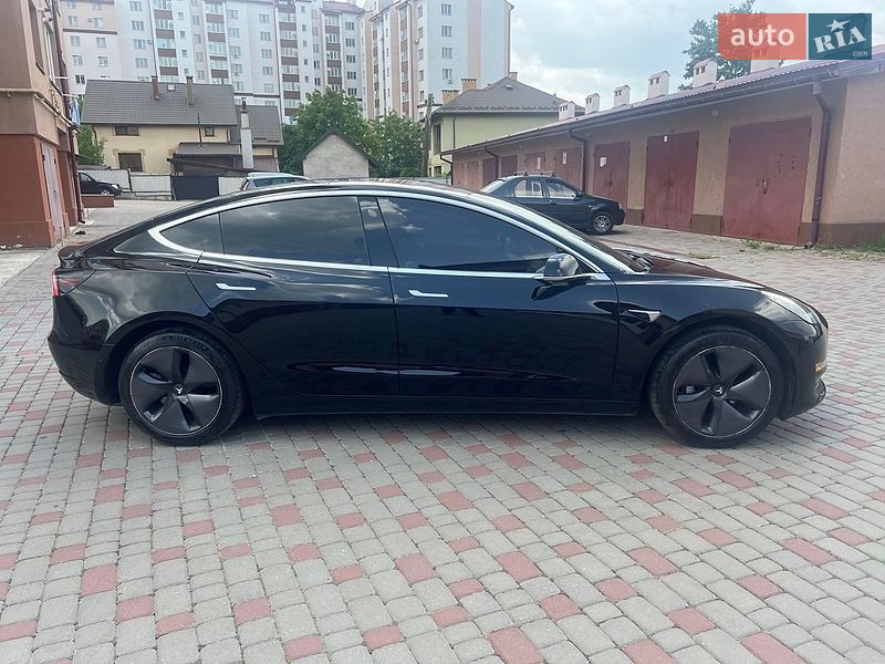 Седан Tesla Model 3 2018 в Ивано-Франковске фото 7 Седан Tesla Model 3 2018 в Ивано-Франковске