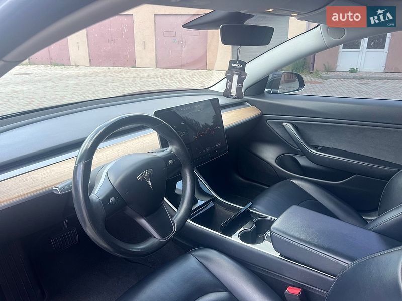 Седан Tesla Model 3 2018 в Ивано-Франковске фото 27 Седан Tesla Model 3 2018 в Ивано-Франковске