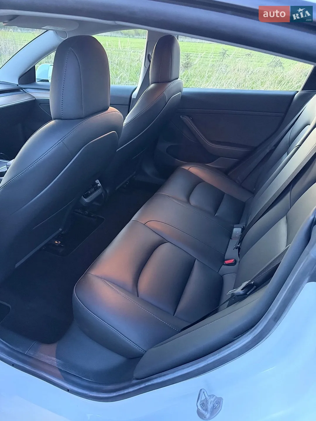 2022 Tesla Model 3 - мініатюра 8