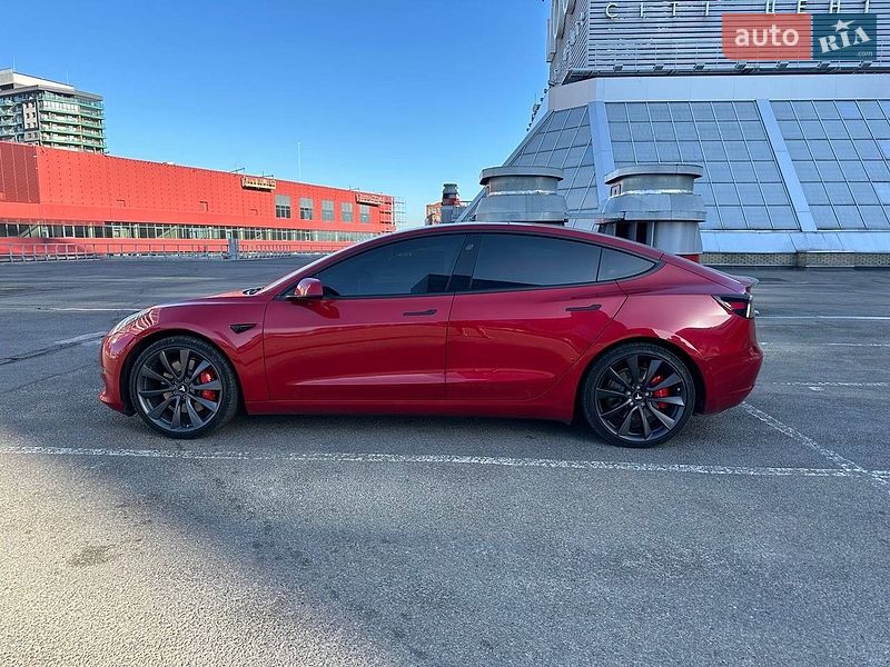 Седан Tesla Model 3 2019 в Днепре