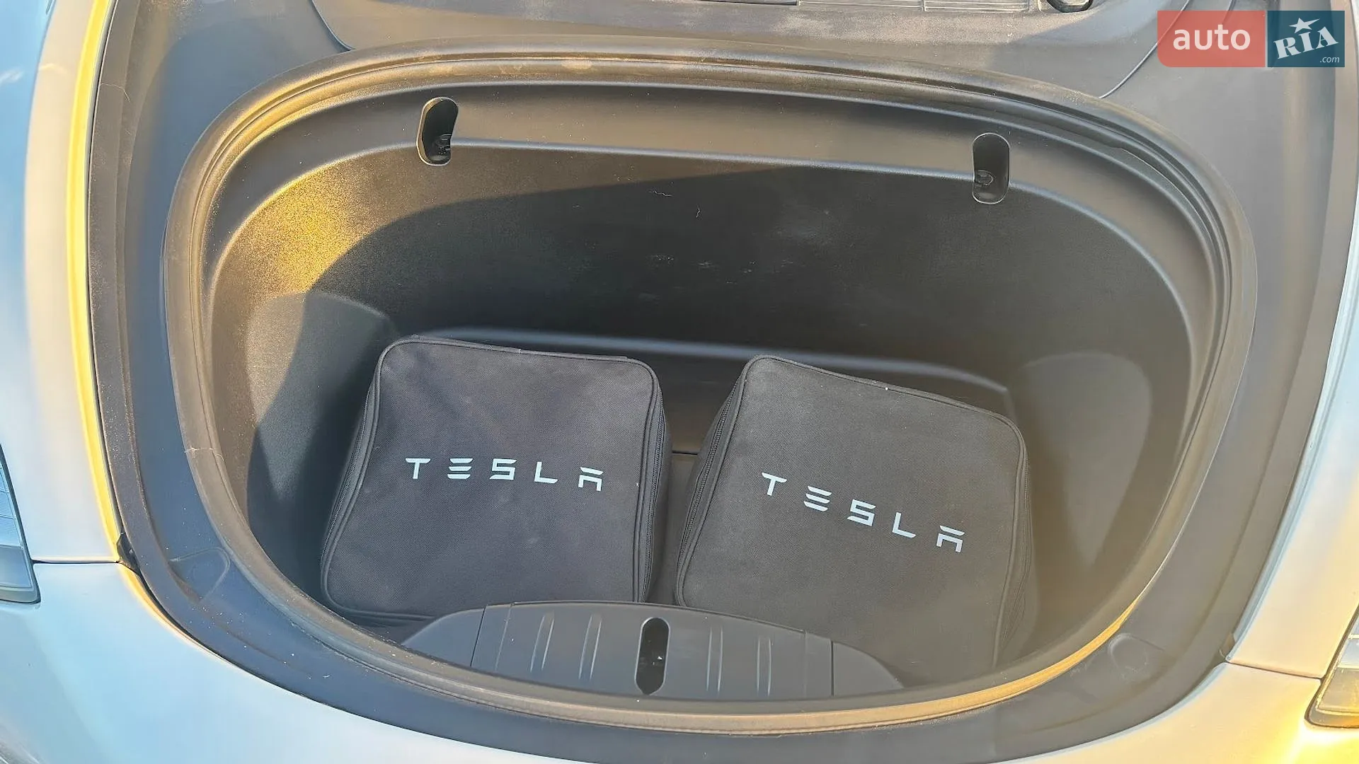 2020 Tesla Model 3 - мініатюра 11
