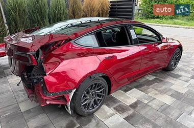 Седан Tesla Model 3 2024 в Києві