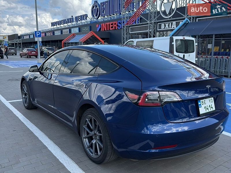 Седан Tesla Model 3 2022 в Первомайську фото 2 Седан Tesla Model 3 2022 в Первомайську
