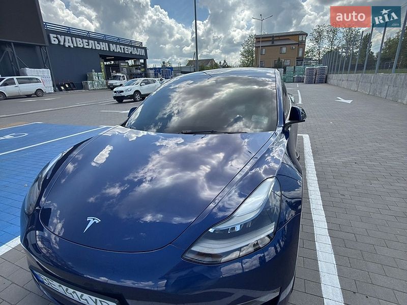 Седан Tesla Model 3 2022 в Первомайську фото 9 Седан Tesla Model 3 2022 в Первомайську