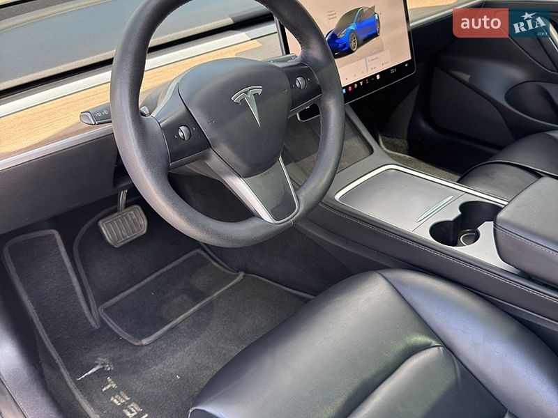 Седан Tesla Model 3 2022 в Первомайську фото 14 Седан Tesla Model 3 2022 в Первомайську