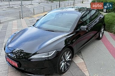 Седан Tesla Model 3 2024 в Києві