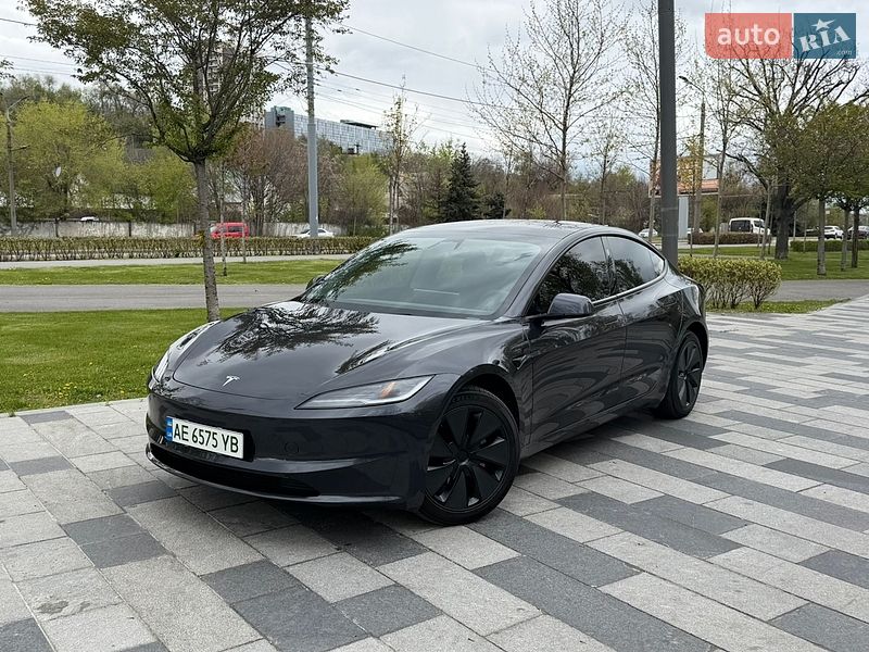Седан Tesla Model 3 2024 в Дніпрі фото 2 Седан Tesla Model 3 2024 в Дніпрі