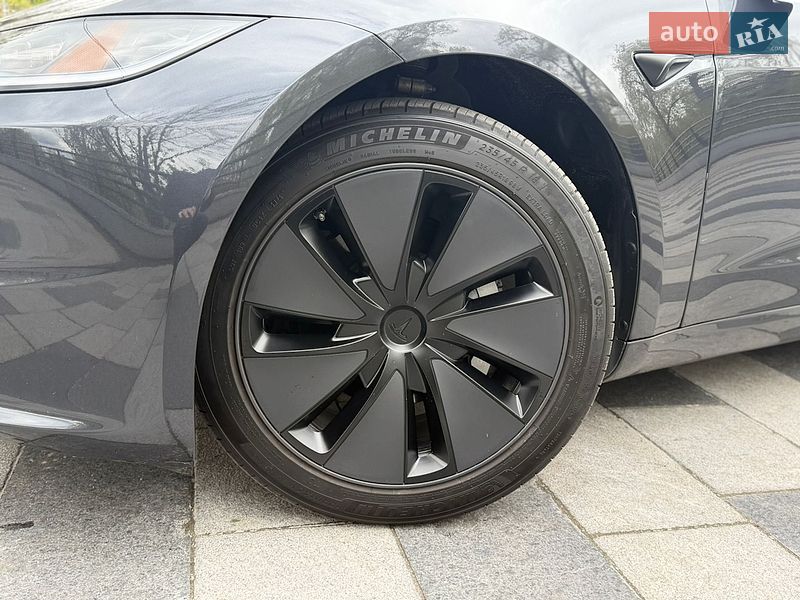 Седан Tesla Model 3 2024 в Дніпрі фото 6 Седан Tesla Model 3 2024 в Дніпрі
