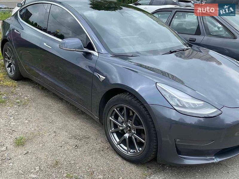Седан Tesla Model 3 2019 в Києві фото 2 Седан Tesla Model 3 2019 в Києві