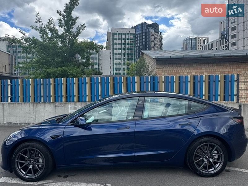 Седан Tesla Model 3 2022 в Києві фото 19 Седан Tesla Model 3 2022 в Києві