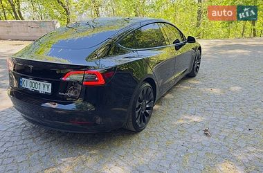Седан Tesla Model 3 2022 в Києві