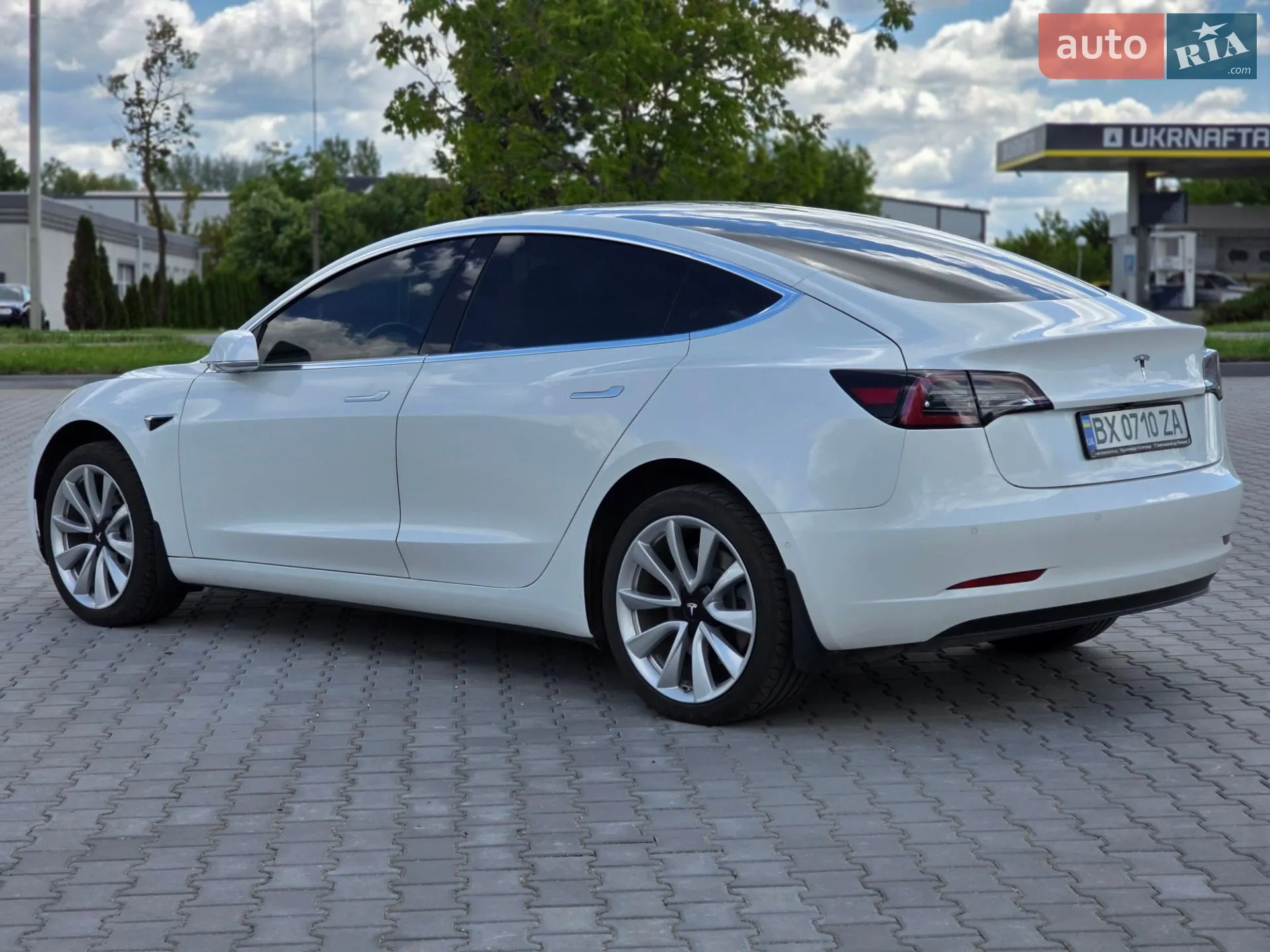 2019 Tesla Model 3 - мініатюра 8