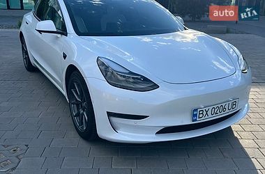 Седан Tesla Model 3 2021 в Хмельницькому