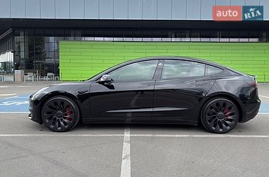 Седан Tesla Model 3 2022 в Києві