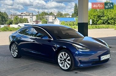 Седан Tesla Model 3 2019 в Житомире