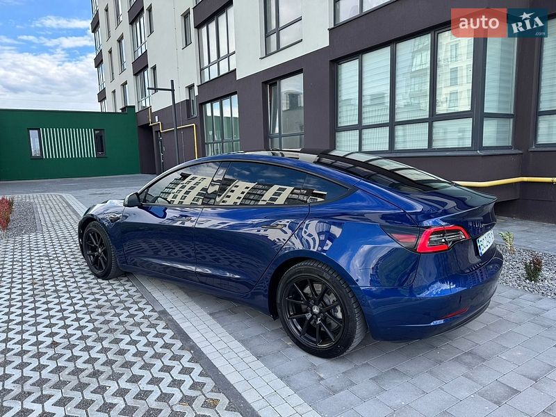 Седан Tesla Model 3 2022 в Львове фото 12 Седан Tesla Model 3 2022 в Львове