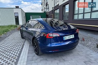Седан Tesla Model 3 2022 в Львове фото 14 Седан Tesla Model 3 2022 в Львове