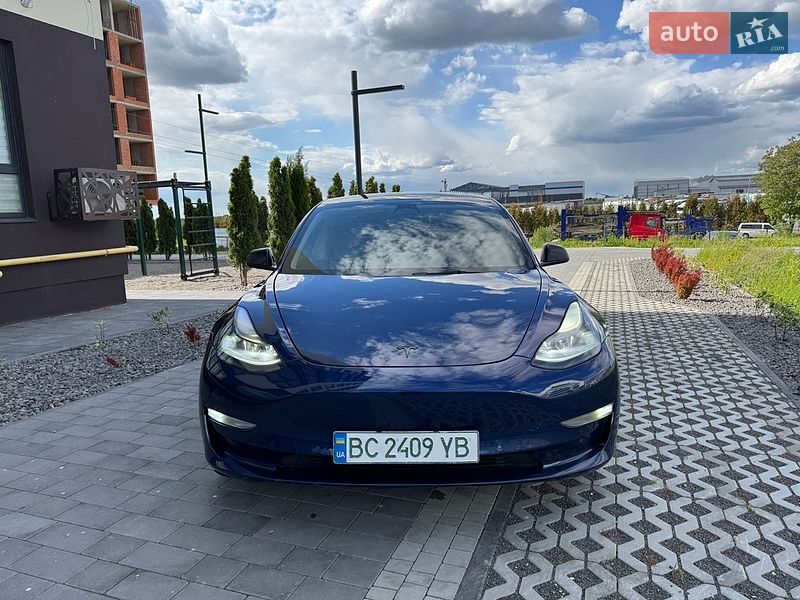 Седан Tesla Model 3 2022 в Львове фото 35 Седан Tesla Model 3 2022 в Львове