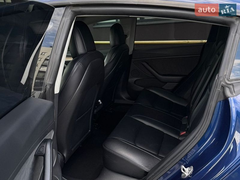 Седан Tesla Model 3 2022 в Львове фото 45 Седан Tesla Model 3 2022 в Львове