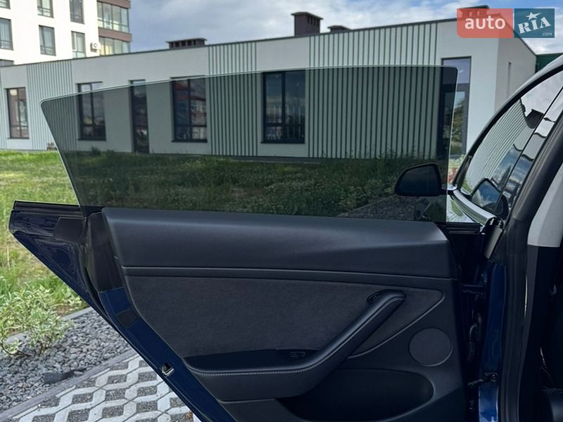 Седан Tesla Model 3 2022 в Львове фото 59 Седан Tesla Model 3 2022 в Львове