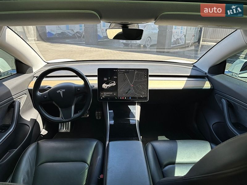 Седан Tesla Model 3 2019 в Києві