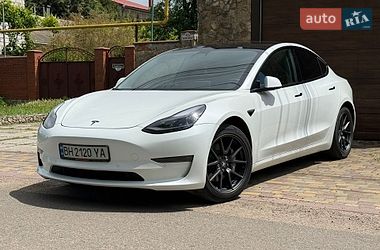Седан Tesla Model 3 2020 в Одесі