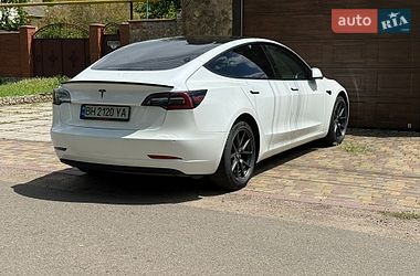 Седан Tesla Model 3 2020 в Одесі