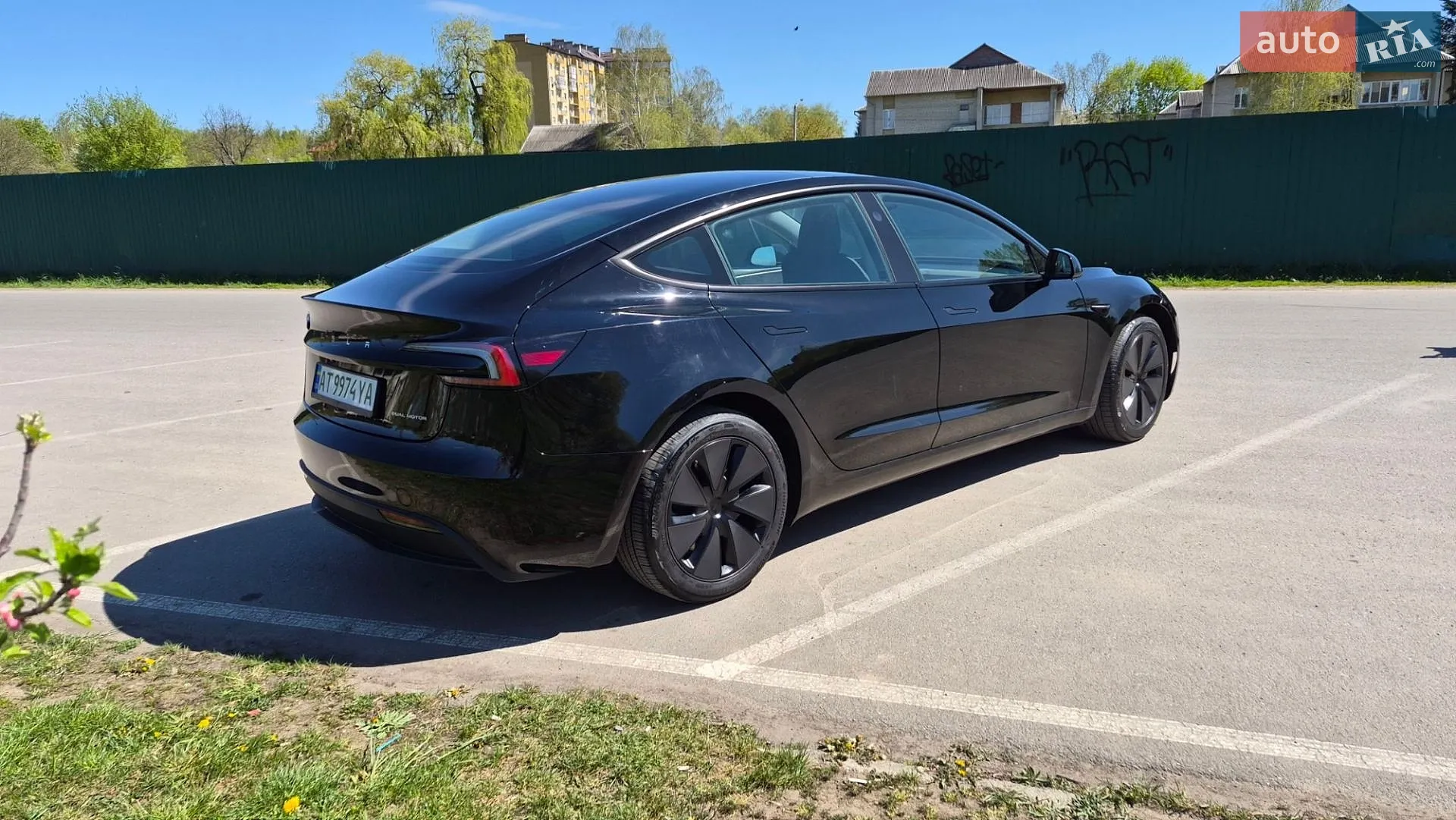 2024 Tesla Model 3 - мініатюра 9