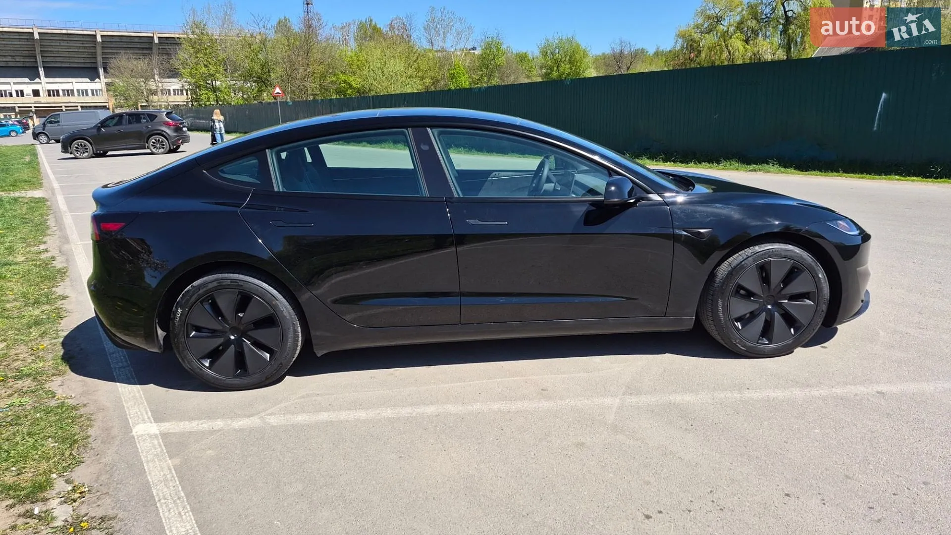 2024 Tesla Model 3 - мініатюра 11