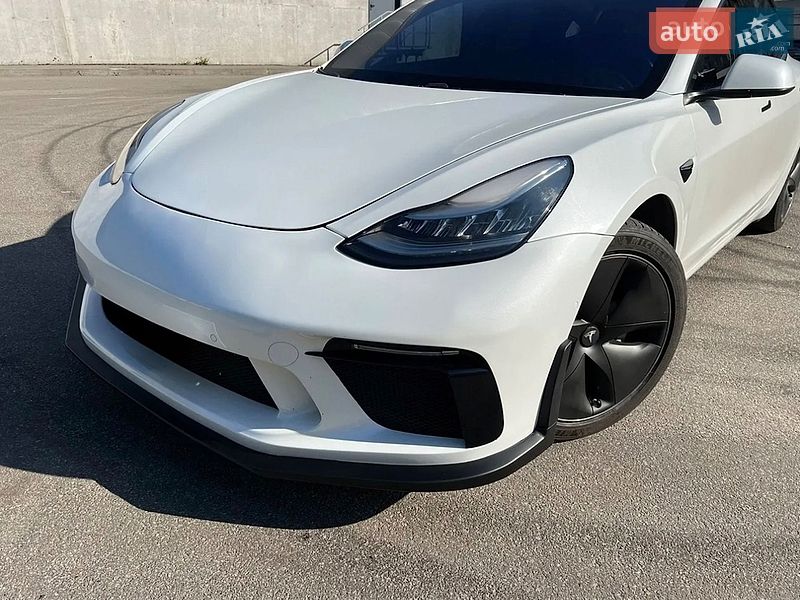 Седан Tesla Model 3 2019 в Києві фото 2 Седан Tesla Model 3 2019 в Києві