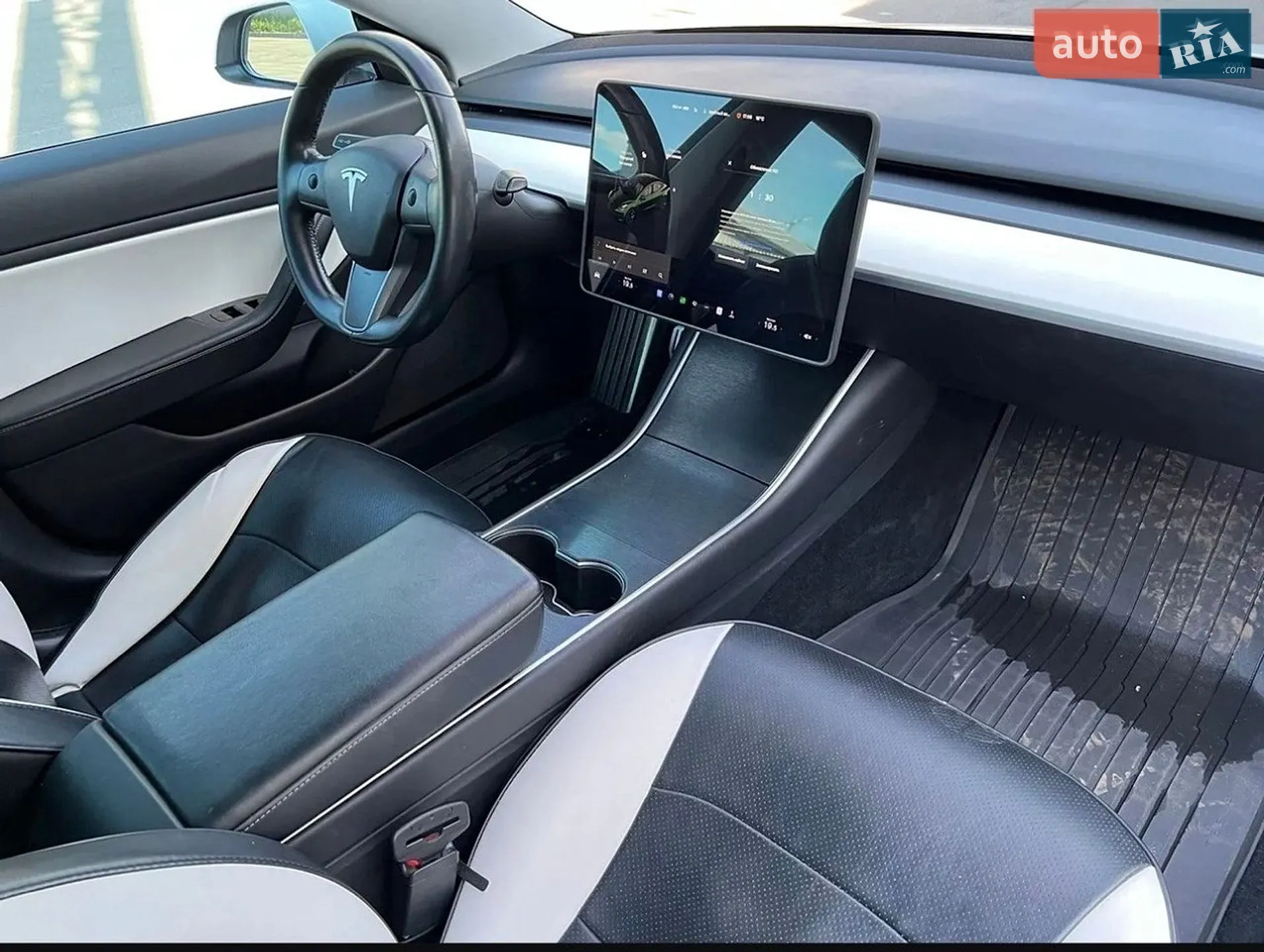 2019 Tesla Model 3 - мініатюра 11
