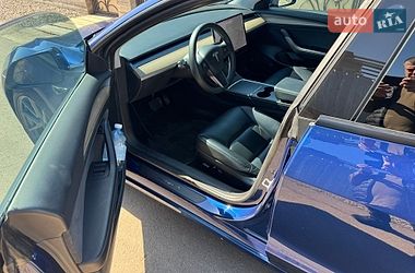 Седан Tesla Model 3 2021 в Одесі