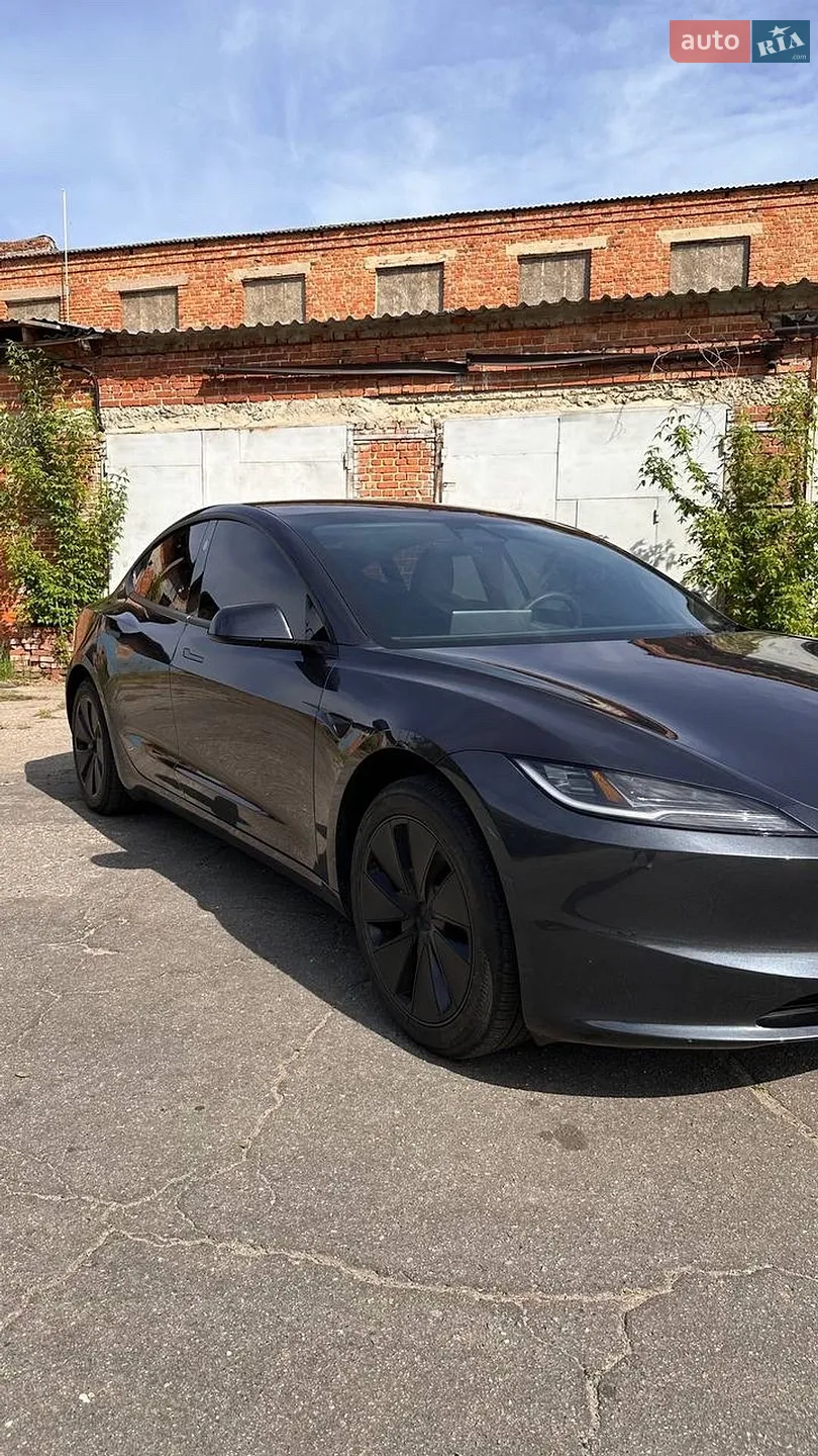 2025 Tesla Model 3 - мініатюра 3