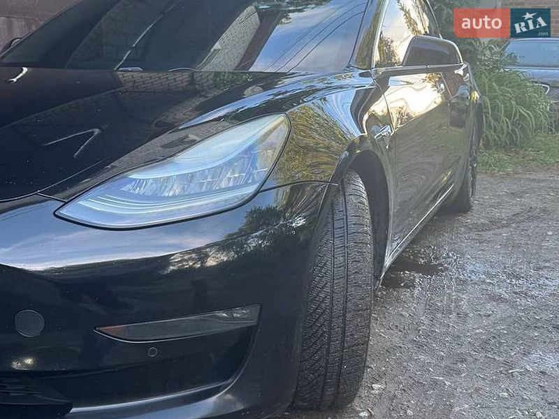 Седан Tesla Model 3 2019 в Харькове