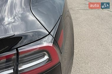 Седан Tesla Model 3 2022 в Луцьку