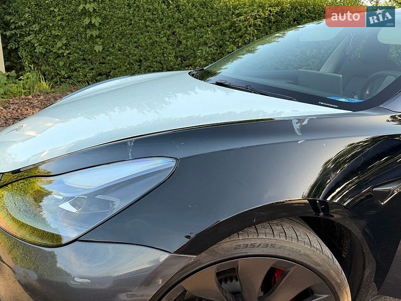 Седан Tesla Model 3 2021 в Києві