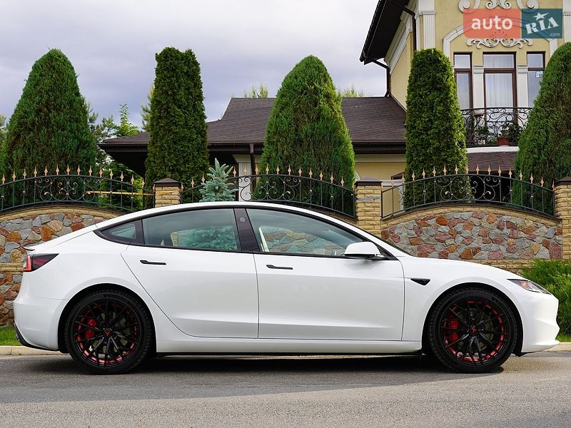 Седан Tesla Model 3 2024 в Києві фото 5 Седан Tesla Model 3 2024 в Києві
